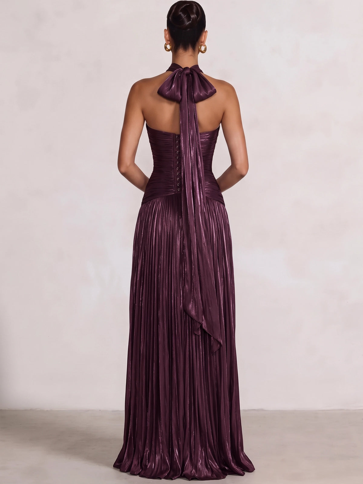 A-Line/Princess Evening Dresses Floor Length Halter V Neck Burgundy Sleeveless Runched Pleated Lace Up Sparklely Formal Wedding Guest Dress