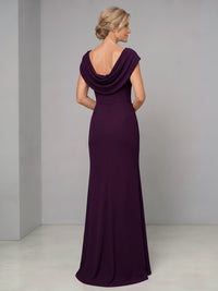 A-Line Mother Of The Bride Dresses Grape Chiffon Boat Neck Elegant Sleeveless Floor-Length Formal Wedding Guest Dresses
