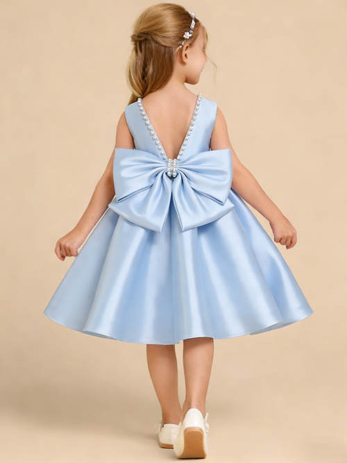 A-Line/Princess Little Girl Dresses Scoop Neckline Knee Length Pearl-Embellished Collar  Elegant Satin Girl Dress with Bowknot