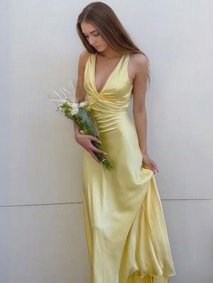 Sheath/Column Simple Prom Dress V Neck Sleeveless Floor-Length Formal Dress With Open Back