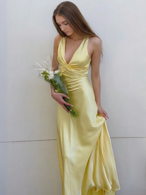 Sheath/Column Simple Prom Dress V Neck Sleeveless Floor-Length Formal Dress With Open Back