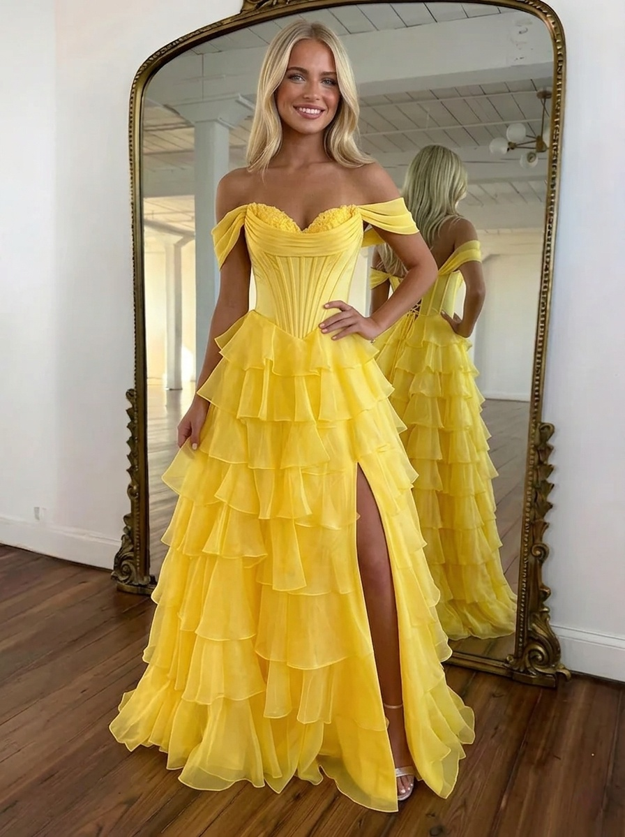 A-Line/Princess Long Prom Dresses Short Sleeves Basque Waist Sweetheart Floor-length Corset Dresses With Layered Ruffle