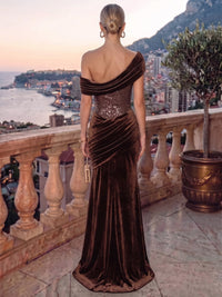 Sheath/Column Evening Dresses Velvet Off-shoulder Formal Dress Ruched Strapless Neckline With Detachable Asymmetric Wedding Guest