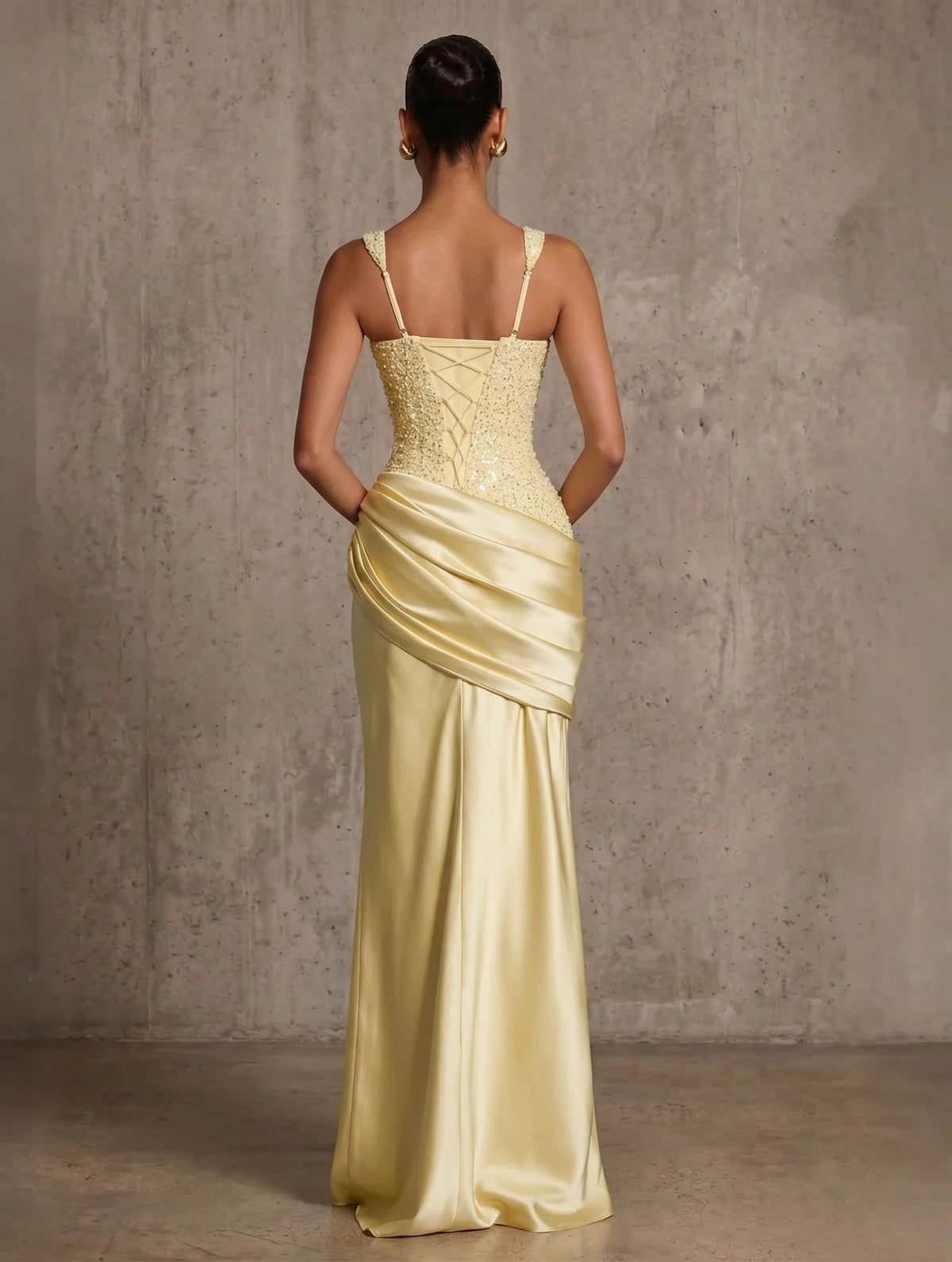 A Line/Princesses Formal Dresses Ruched Satin Spaghetti Straps Sequins Floor-Length Formal Dress Wedding Guest
