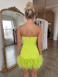 Sheath/Column Homecoming Dresses Strapless Sleeveless Fur Mini Party Dresses