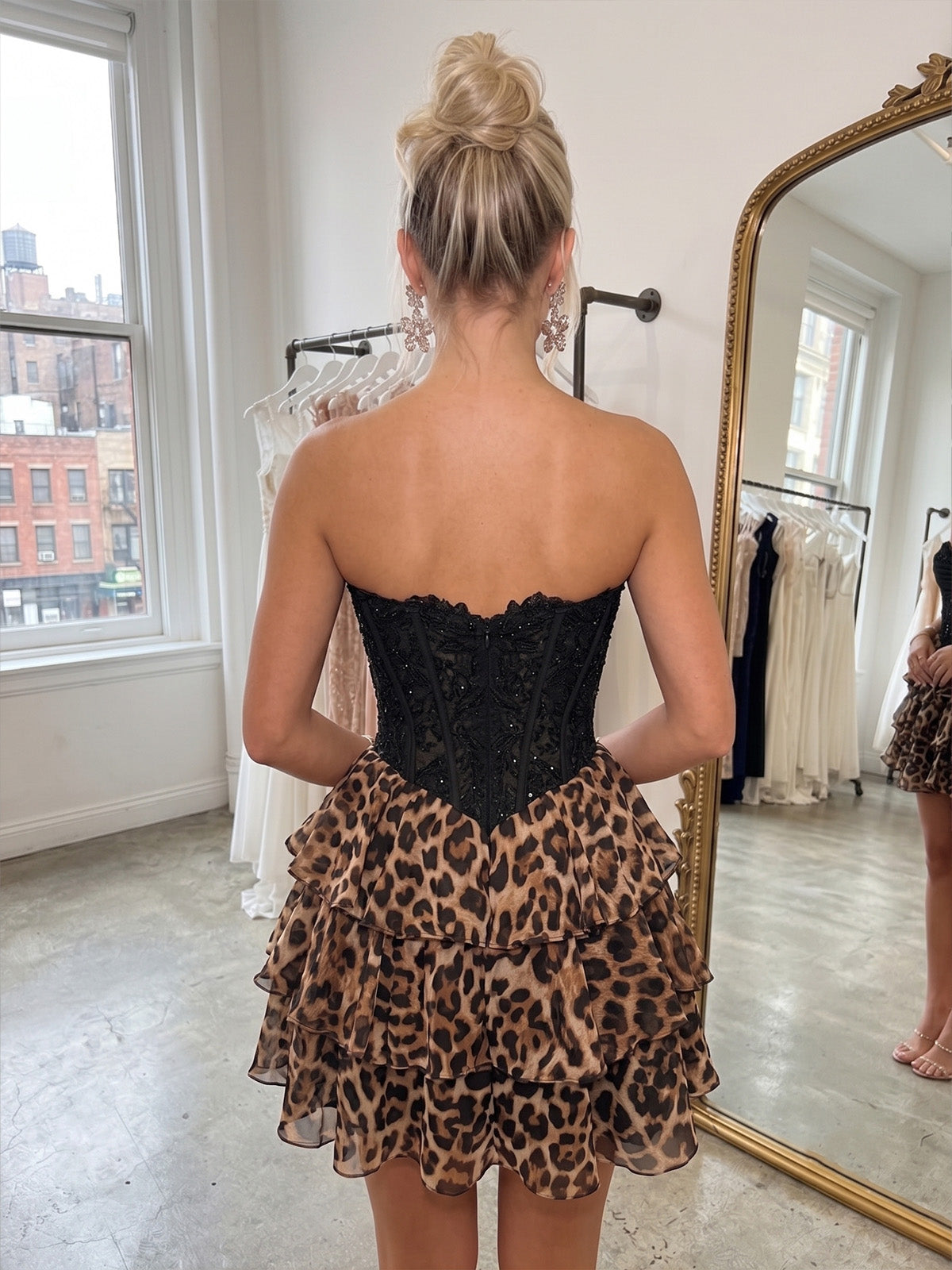 A-Line/Princess Homecoming Dresses Leopard Strapless Sleeveless Short Tiered Ruffles Zipper