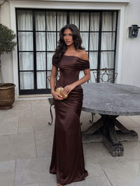 Sheath/Column Evening Dresses Ruched Satin Detachable Strapless Floor-Length Formal Dress Wedding Guest