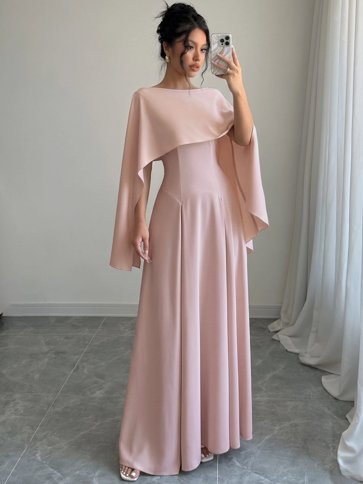 A Line Evening Gown Elegant Floor-Length Boat Neck Stretch Crepe Mother Of The Bride Dress With Cape