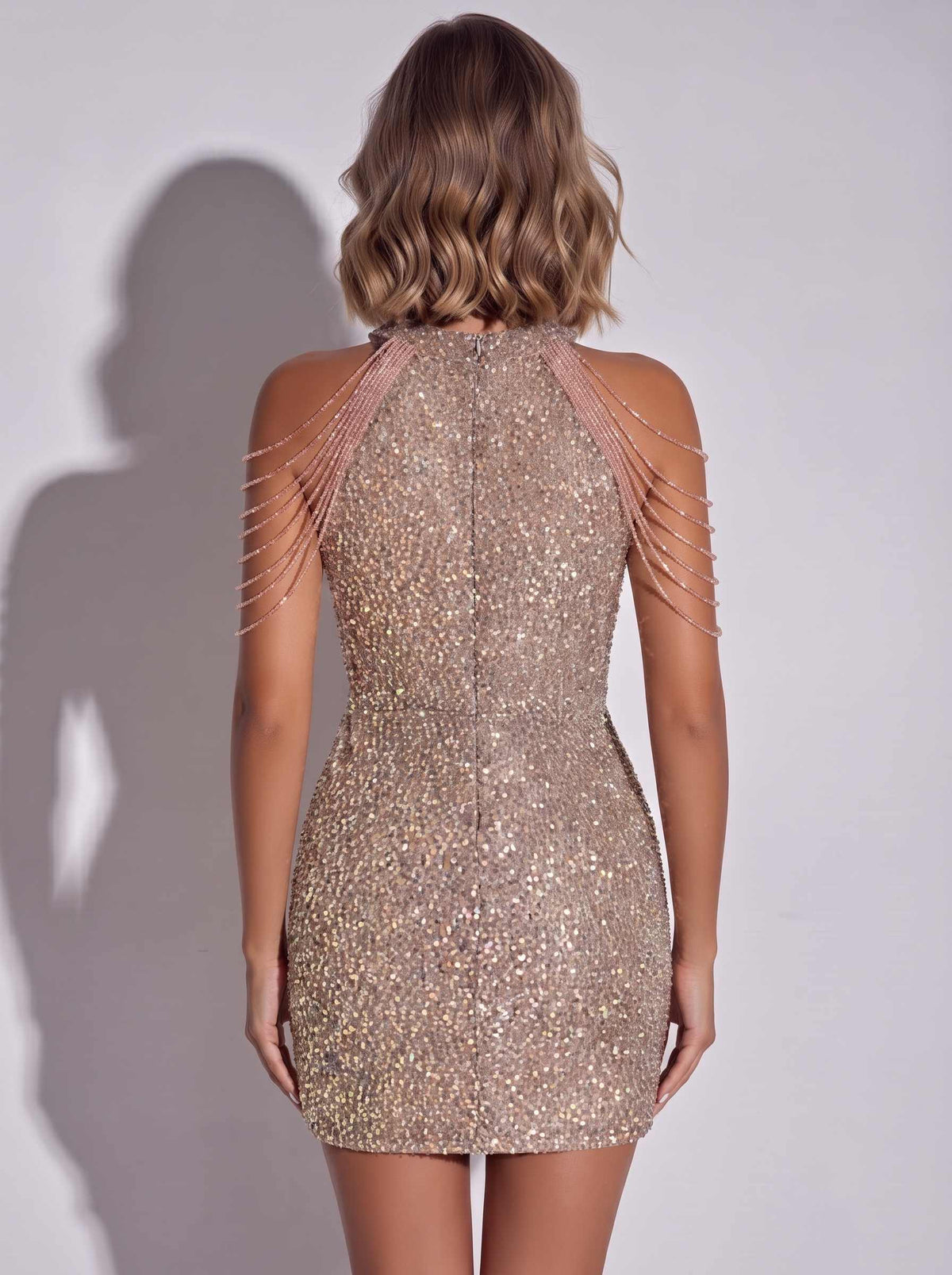 Sheath/Column Sequined Homecoming Dresses Halter Sleeveless Sexy Short With Beading