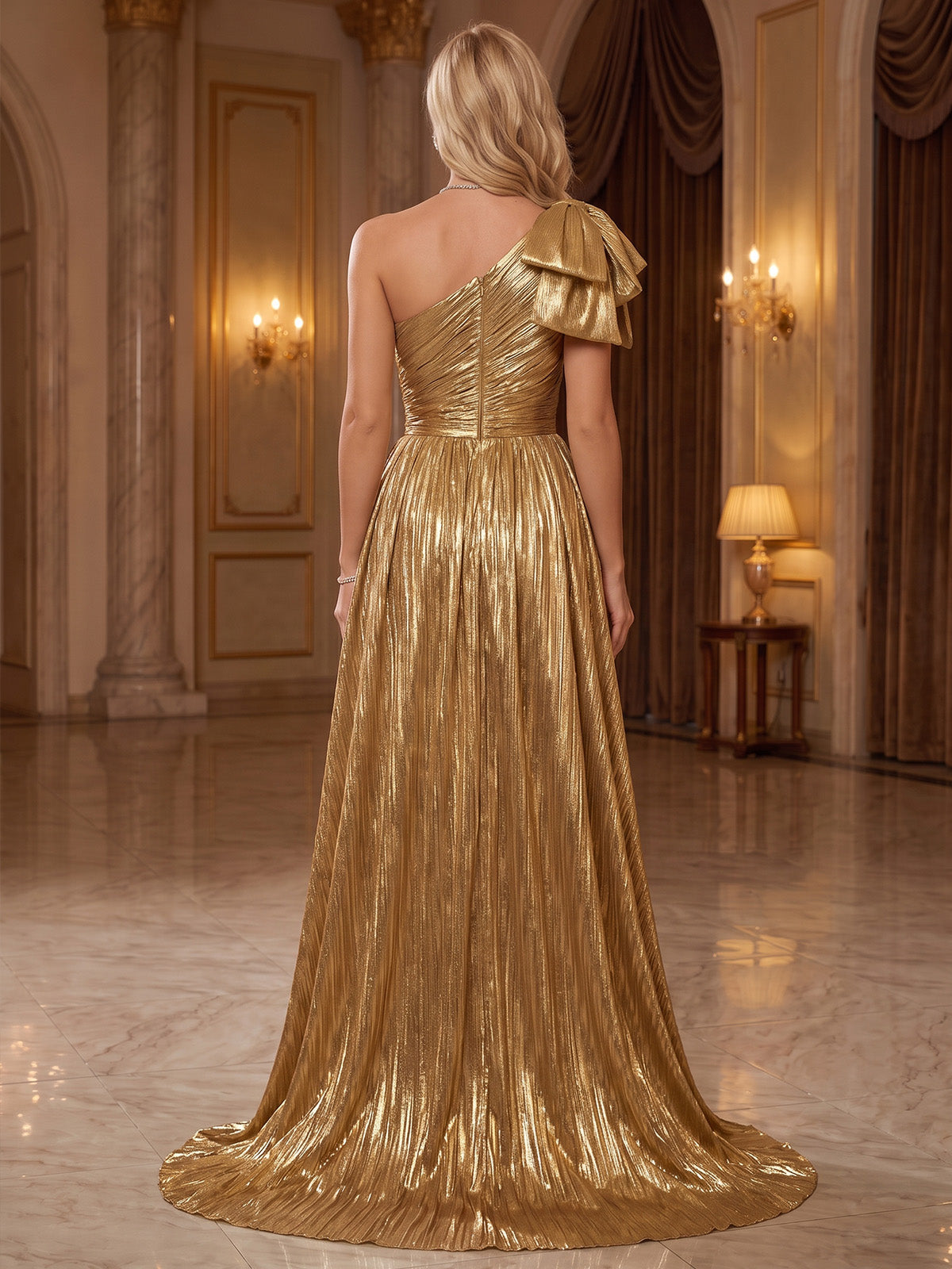 A-Line/Princess Evening Gown Luxury One Shoulder Sleeveless Floor Length Formal Metallic Gold Runched Evening Dresses With High Slit Overskirt Bow