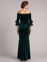 Sheath Mother Of The Bride Dresses Elegant Velvet Floor-Length Long Sleeves Dark Green Off-The-Shoulder Ruched Dress