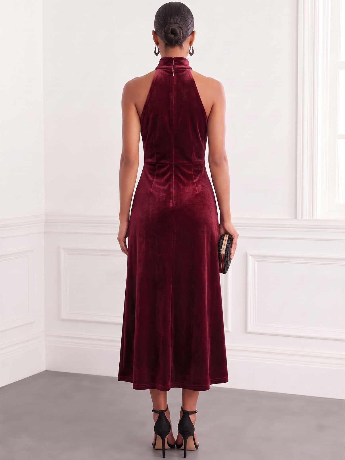Sheath Velvet Cocktail Dress Tea Length Runched Halter Neck Burgundy Sleeveless Elegant Formal Runched Wedding Guest Dress
