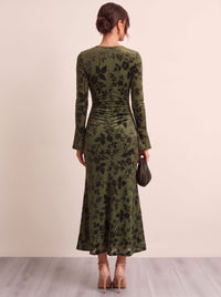 Sheath Cocktail Dresses Boat Neck Long Skeeves Ankle Length Stretch Crepe Runched Embroidery Green Formal Wedding Guest Dress