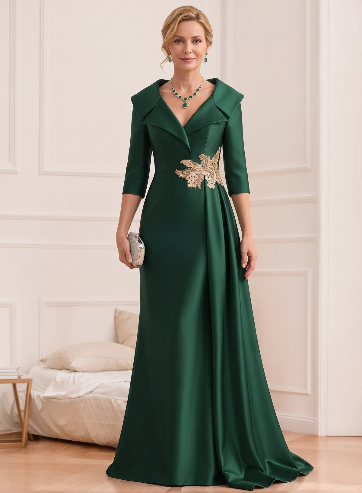 A-Line Mother Of The Bride Dresses Elegant Satin V Neck Black 3/4 Sleeves Floor Length Wedding Guest Dress With Applique Side Drape