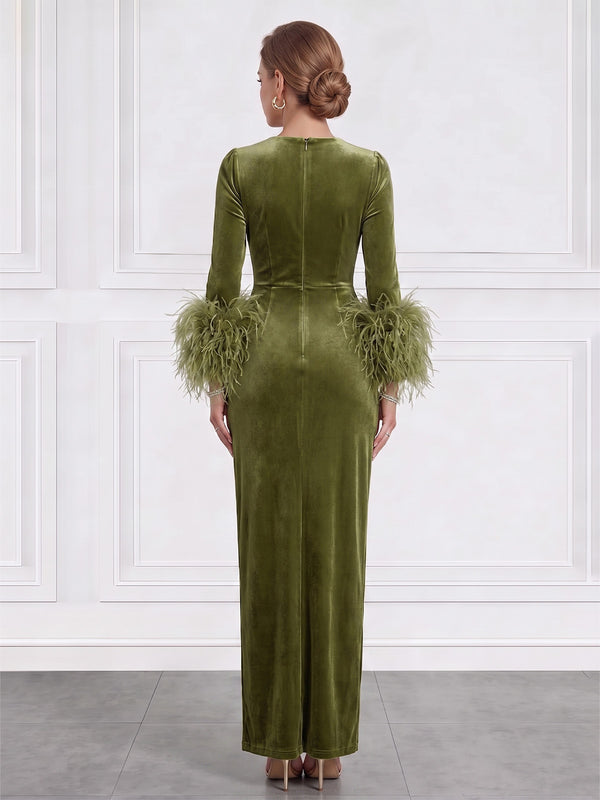 Sheath Velvet Evening Gown Floor Length Boat Neck Runched Long Sleeves Olive Green Elegant Formal Wedding Guest Dress With High Slit Feather Fur