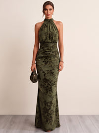 Sheath/Column Evening Dresses Halter High Neck Sleeveless Runched Embroidery Green Formal Wedding Guest Dress