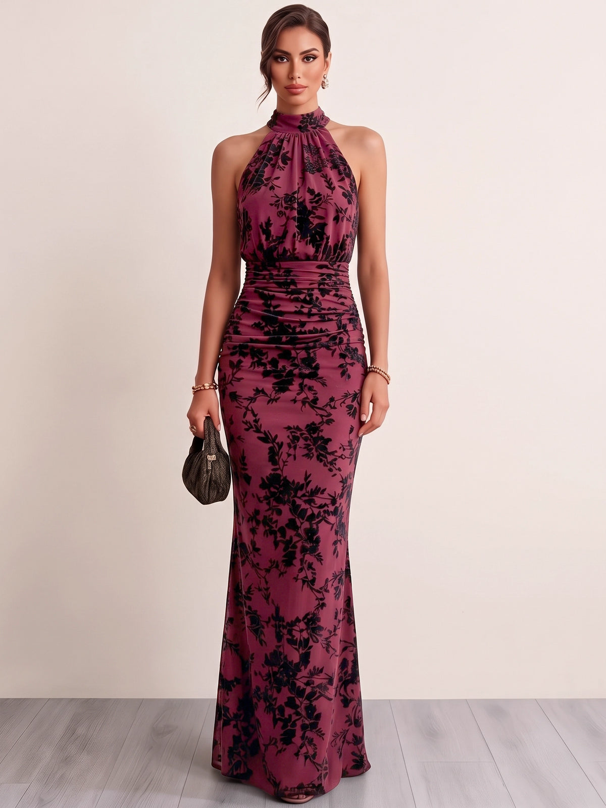 Sheath/Column Evening Dresses Halter High Neck Sleeveless Runched Embroidery Green Formal Wedding Guest Dress