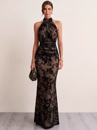 Sheath/Column Evening Dresses Halter High Neck Sleeveless Runched Embroidery Green Formal Wedding Guest Dress