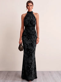 Sheath/Column Evening Dresses Halter High Neck Sleeveless Runched Embroidery Green Formal Wedding Guest Dress