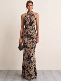 Sheath/Column Evening Dresses Halter High Neck Sleeveless Runched Embroidery Green Formal Wedding Guest Dress