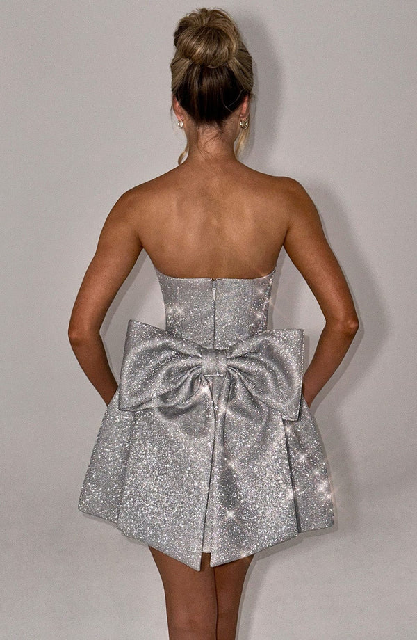 A Line/Princess Christmas Party Dresses Sparkle Cocktail Short/Mini Off Shoulder Sleeveless With Bow Sequins