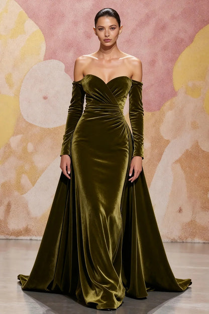 A-Line/Princess Velvet  Evening Gown  Sweep Train Sweetheart & Long Sleeves With Back Zipper