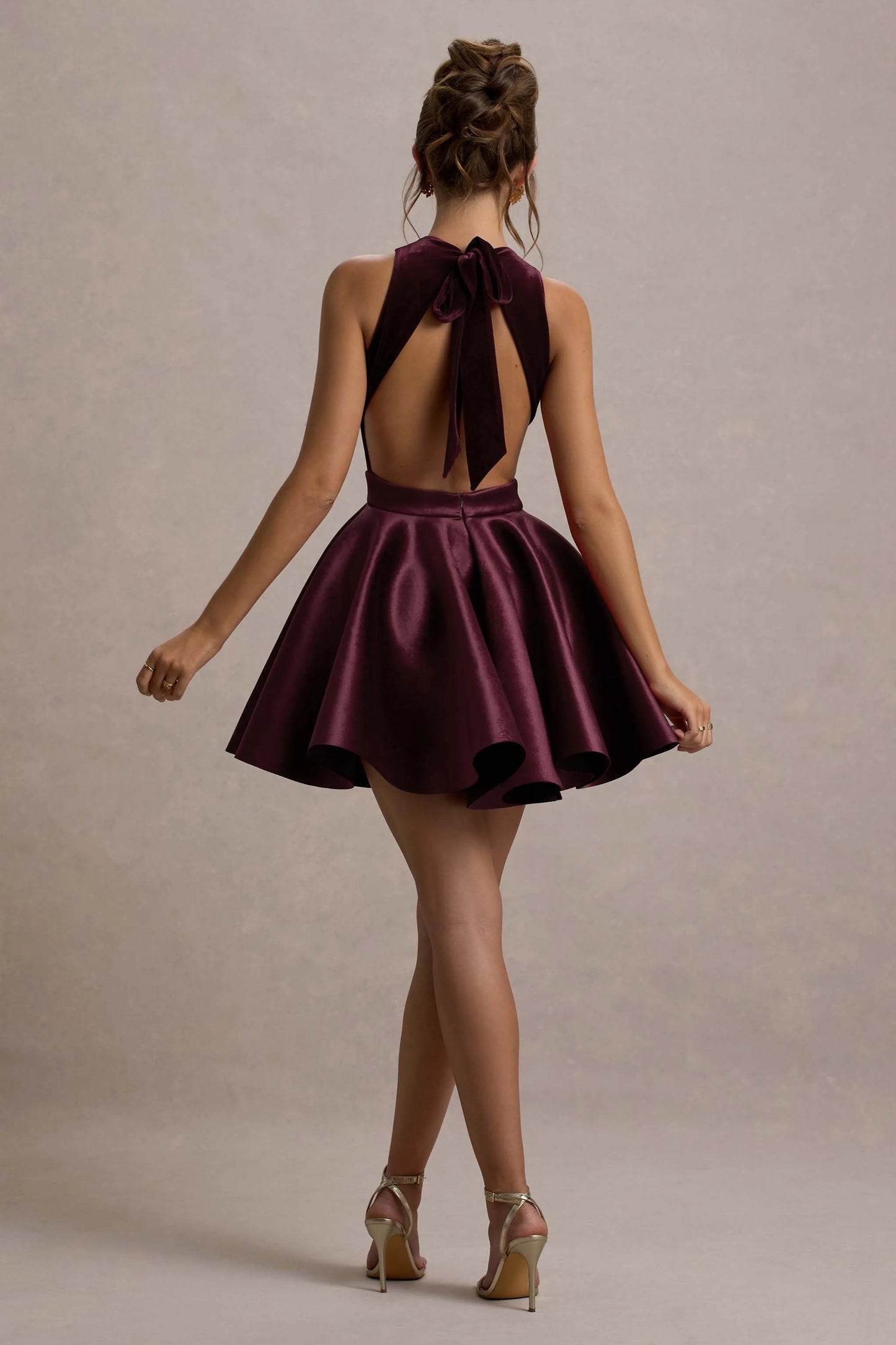 A Line/Princess Christmas Party Dresses Velvet Cocktail Short/Mini Spaghetti Straps Sleeveless Homecoming Pleated