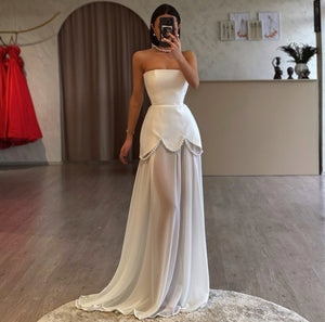 Sheath/Column Elegant Evening Dress Off Shoulder Sleeveless Floor Length Formal Wedding Dress with Pearls